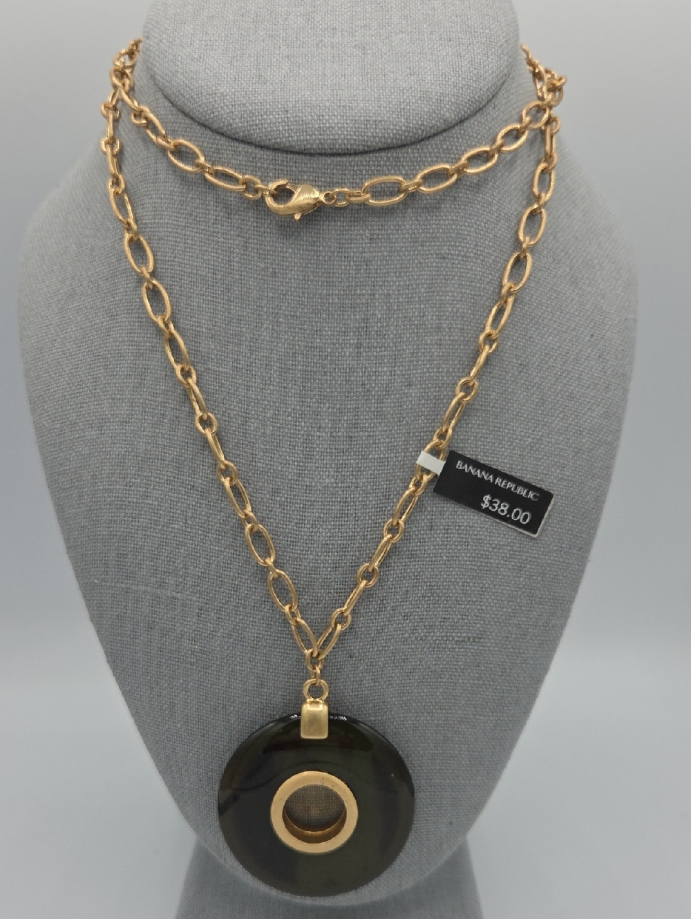 5 for $25! Banana Republic Gold Tone Chain Necklace with Olive Pendant